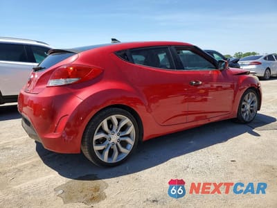 Trzecie zdjęcie samochodu z tyłu: 2012 HYUNDAI VELOSTER BASE VIN:KMHTC6AD1CU034742 - miniatura