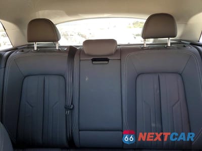Zdjęcie 10 z 14 samochodu: 2021 AUDI E-TRON PREMIUM VIN:WA1AAAGE4MB022841 - miniatura