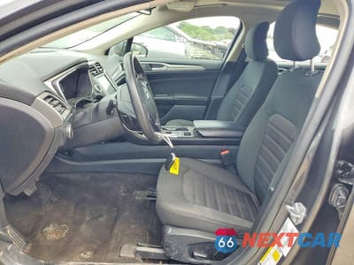 Zdjęcie 7 z 12 samochodu: 2019 FORD FUSION SE VIN:3FA6P0T98KR270487 - miniatura