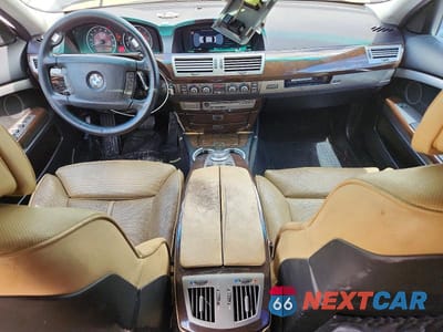 Zdjęcie 8 z 13 samochodu: 2008 BMW 750 LI VIN:WBAHN83528DT80485 - miniatura