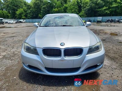 Piąte zdjęcie samochodu w środku: 2011 BMW 328 I VIN:WBAPH7C56BE682473 - miniatura