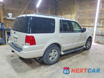 Trzecie zdjęcie samochodu z tyłu: 2006 FORD EXPEDITION LIMITED VIN:1FMFU205X6LA88354 - miniatura