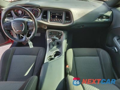 Zdjęcie 8 z 12 samochodu: 2022 DODGE CHALLENGER SXT VIN:2C3CDZAG4NH132090 - miniatura