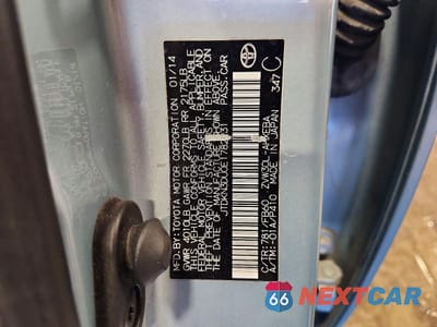 Zdjęcie 12 z 12 samochodu: 2014 TOYOTA PRIUS TWO VIN:JTDKN3DU0E1782231 - miniatura
