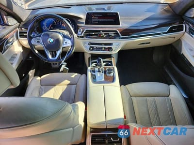 Zdjęcie 8 z 13 samochodu: 2018 BMW 750 I VIN:WBA7F0C54JGM22962 - miniatura