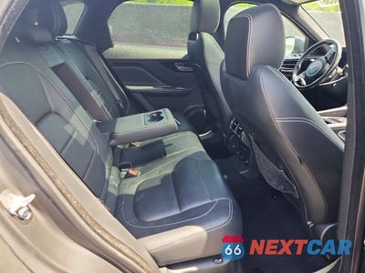Zdjęcie 11 z 13 samochodu: 2017 JAGUAR F-PACE R - SPORT VIN:SADCL2BV0HA495108 - miniatura