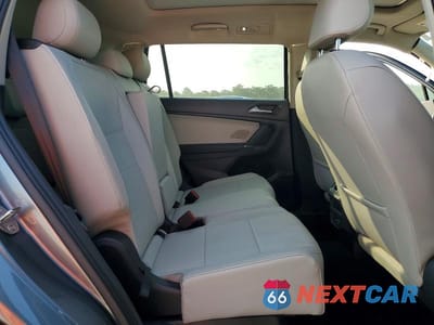 Zdjęcie 11 z 13 samochodu: 2018 VOLKSWAGEN TIGUAN SE VIN:3VV3B7AXXJM205529 - miniatura