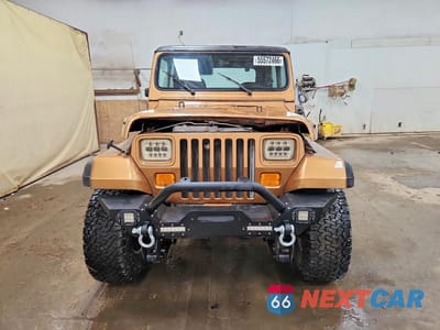 Piąte zdjęcie samochodu w środku: 1987 JEEP WRANGLER SPORT VIN:2BCCV8138HB524692 - miniatura