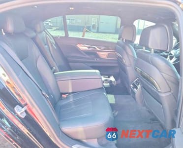 Zdjęcie 10 z 12 samochodu: 2020 BMW 740 XI VIN:WBA7T4C06LGF97157 - miniatura