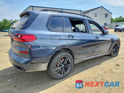 Trzecie zdjęcie samochodu z tyłu: 2019 BMW X7 XDRIVE50I VIN:5UXCX4C55KLS36389 - miniatura