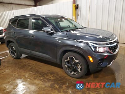 Czwarte zdjęcie samochodu z boku: 2024 KIA SELTOS EX VIN:KNDERCAA1R7653476 - miniatura