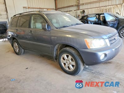 Czwarte zdjęcie samochodu z boku: 2002 TOYOTA HIGHLANDER LIMITED VIN:JTEGF21A720070271 - miniatura