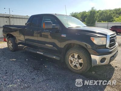 Czwarte zdjęcie samochodu z boku: 2013 TOYOTA TUNDRA DOUBLE CAB SR5 VIN:5TFCW5F19DX015232 - miniatura