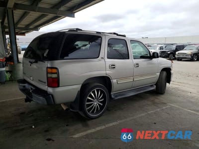 Trzecie zdjęcie samochodu z tyłu: 2005 CHEVROLET TAHOE C1500 VIN:1GNEC13T05J144665 - miniatura