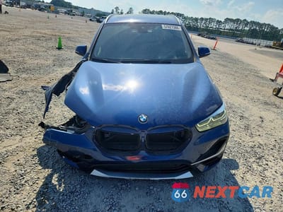 Piąte zdjęcie samochodu w środku: 2021 BMW X1 SDRIVE28I VIN:WBXJG7C03M5T44129 - miniatura