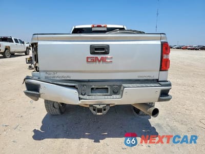 Zdjęcie 6 z 12 samochodu: 2019 GMC SIERRA K2500 DENALI VIN:1GT12SEY9KF273432 - miniatura