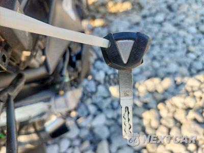 Zdjęcie 8 z 9 samochodu: 2024 KAWASAKI EX650 R VIN:ML5EXER1XRDAC9661 - miniatura