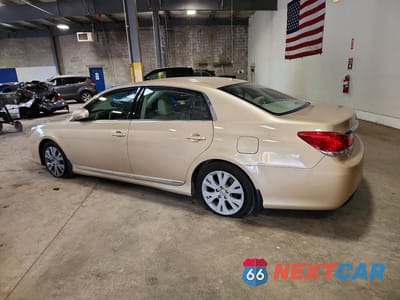 Drugie zdjęcie samochodu z przodu: 2011 TOYOTA AVALON BASE VIN:4T1BK3DB3BU390728 - miniatura