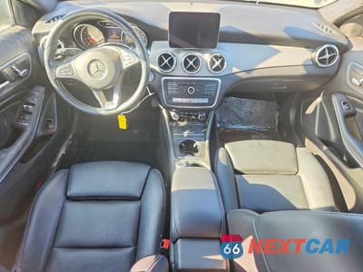 Zdjęcie 8 z 12 samochodu: 2020 MERCEDES-BENZ GLA 250 VIN:WDCTG4EB5LU026532 - miniatura