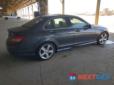 Trzecie zdjęcie samochodu z tyłu: 2010 MERCEDES-BENZ C 300 VIN:WDDGF5EB8AF475985 - miniatura