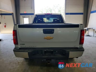 Zdjęcie 6 z 12 samochodu: 2012 CHEVROLET SILVERADO K1500 LT VIN:1GCRKSE79CZ288829 - miniatura