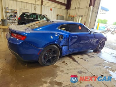 Trzecie zdjęcie samochodu z tyłu: 2017 CHEVROLET CAMARO LT VIN:1G1FB1RS0H0126085 - miniatura