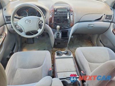 Zdjęcie 8 z 14 samochodu: 2006 TOYOTA SIENNA LE 7 PASSENGER VIN:5TDZA23C96S453108 - miniatura