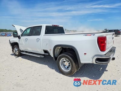 Drugie zdjęcie samochodu z przodu: 2024 CHEVROLET SILVERADO K3500 LTZ VIN:1GC4YUEY7RF196447 - miniatura