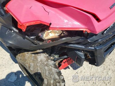 Zdjęcie 9 z 10 samochodu: 2016 HONDA SXS1000S UTILITY VEHICLE VIN:1HFVE040XG4003840 - miniatura