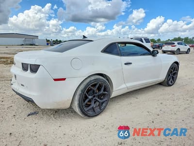 Trzecie zdjęcie samochodu z tyłu: 2012 CHEVROLET CAMARO LT VIN:2G1FB1E35C9122756 - miniatura