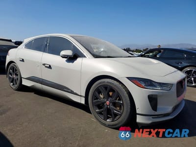 Czwarte zdjęcie samochodu z boku: 2019 JAGUAR I-PACE FIRST EDITION VIN:SADHD2S18K1F71376 - miniatura