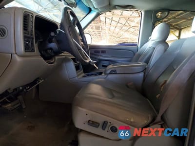 Zdjęcie 7 z 12 samochodu: 2004 GMC NEW SIERRA K1500 VIN:2GTEK13T641398840 - miniatura