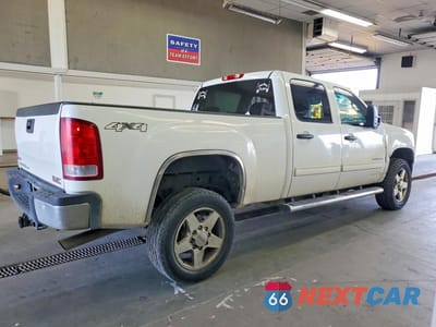 Trzecie zdjęcie samochodu z tyłu: 2012 GMC SIERRA K2500 SLE VIN:1GT120CG1CF167573 - miniatura