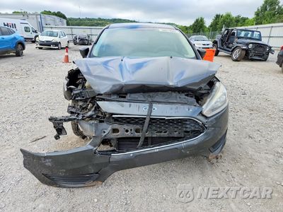 Piąte zdjęcie samochodu w środku: 2017 FORD FOCUS S VIN:1FADP3E23HL347895 - miniatura