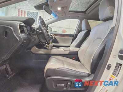 Zdjęcie 7 z 12 samochodu: 2018 LEXUS RX 350 L VIN:JTJDZKCA2J2006439 - miniatura