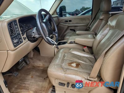 Zdjęcie 7 z 12 samochodu: 2002 CHEVROLET SILVERADO K2500 HEAVY DUTY VIN:1GCHK23112F166623 - miniatura