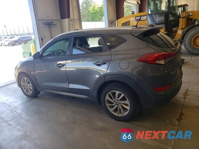 Drugie zdjęcie samochodu z przodu: 2016 HYUNDAI TUCSON SE VIN:KM8J3CA40GU092594 - miniatura