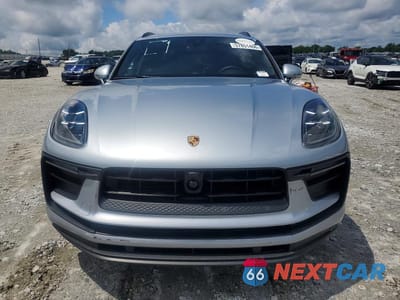 Piąte zdjęcie samochodu w środku: 2026 PORSCHE MACAN BASE VIN:WP1AA2A5XTLB04861 - miniatura