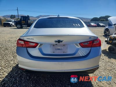 Zdjęcie 6 z 12 samochodu: 2018 CHEVROLET MALIBU HYBRID VIN:1G1ZF5SU8JF265047 - miniatura