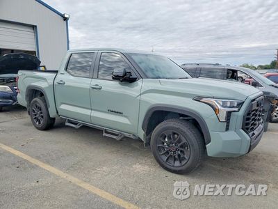 Czwarte zdjęcie samochodu z boku: 2026 TOYOTA TUNDRA LIMITED VIN:5TFWA5DBXTX343894 - miniatura