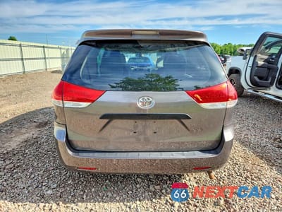 Zdjęcie 6 z 13 samochodu: 2011 TOYOTA SIENNA BASE 7-PASSENGER VIN:5TDKA3DC5BS006467 - miniatura