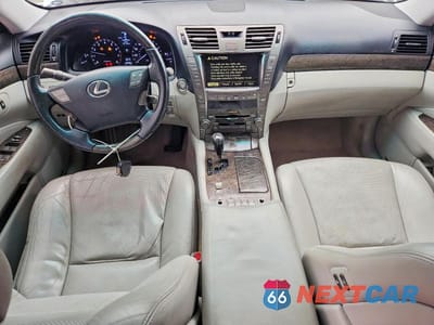 Zdjęcie 8 z 12 samochodu: 2007 LEXUS LS 460 VIN:JTHBL46F475033422 - miniatura