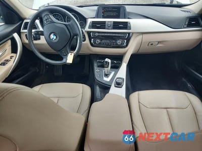 Zdjęcie 9 z 13 samochodu: 2017 BMW 320 XI VIN:WBA8E5G3XHNU43897 - miniatura
