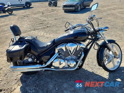 2010 HONDA VT1300 CS JH2SC6708AK000818 - główne zdjęcie licytacji z USA - miniatura