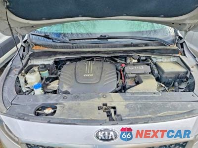 Zdjęcie 7 z 10 samochodu: 2018 KIA SEDONA L VIN:KNDMA5C17J6400720 - miniatura