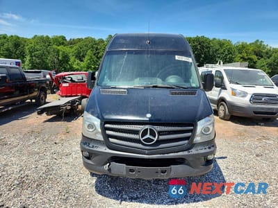 Zdjęcie 9 z 10 samochodu: 2015 MERCEDES-BENZ SPRINTER 2500 VIN:WDZPE8CC7F5955572 - miniatura