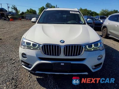 Piąte zdjęcie samochodu w środku: 2017 BMW X3 XDRIVE28I VIN:5UXWX9C37H0T21026 - miniatura