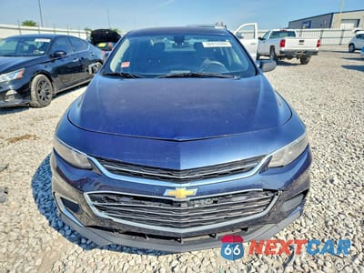 Piąte zdjęcie samochodu w środku: 2018 CHEVROLET MALIBU LS VIN:1G1ZB5ST1JF108656 - miniatura