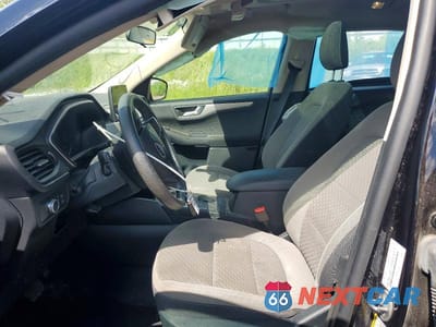 Zdjęcie 7 z 13 samochodu: 2020 FORD ESCAPE SE VIN:1FMCU9G62LUC19583 - miniatura