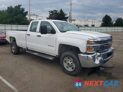 Czwarte zdjęcie samochodu z boku: 2016 CHEVROLET SILVERADO K2500 HEAVY DUTY VIN:1GC2KUEG7GZ407531 - miniatura